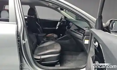 Kia Niro 2020 1.6 Автомат в Москве № 115553, миниатюра 5