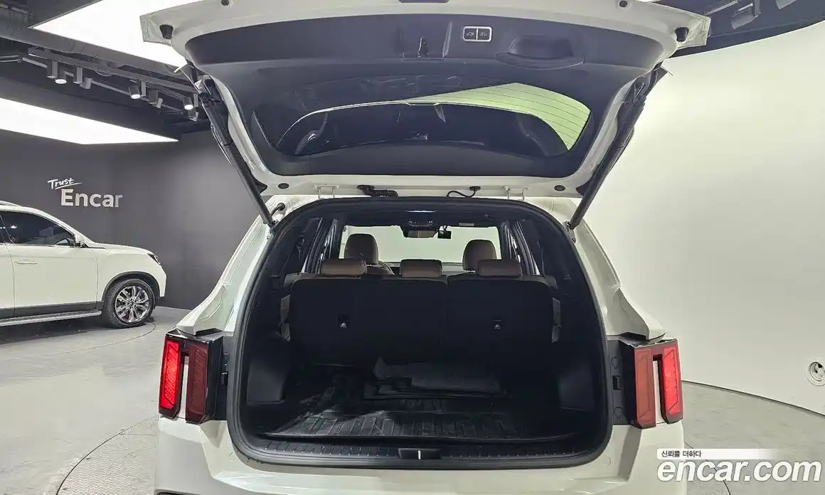 Kia Sorento 2025 1.6 Автомат в Москве № 115839, фото 3