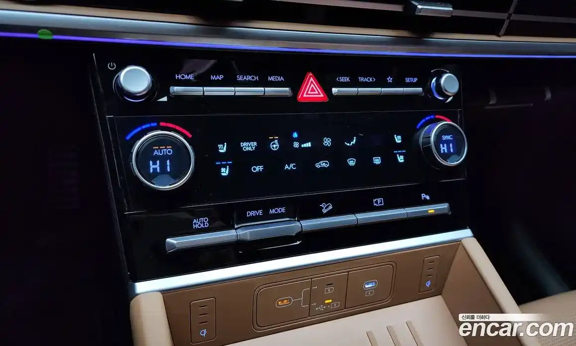 Hyundai Santa Fe 2025 1.6 Автомат в Москве № 119284, фото 7