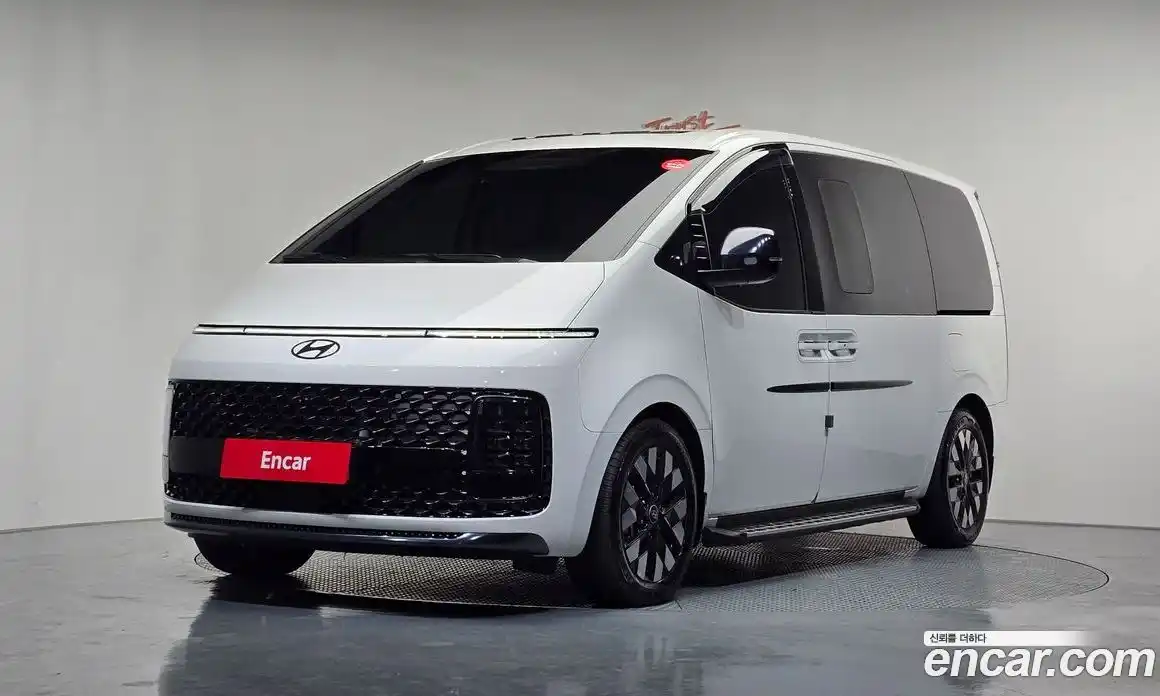 Hyundai Staria 2025 2.2 Автомат в Москве № 119767, фото 3