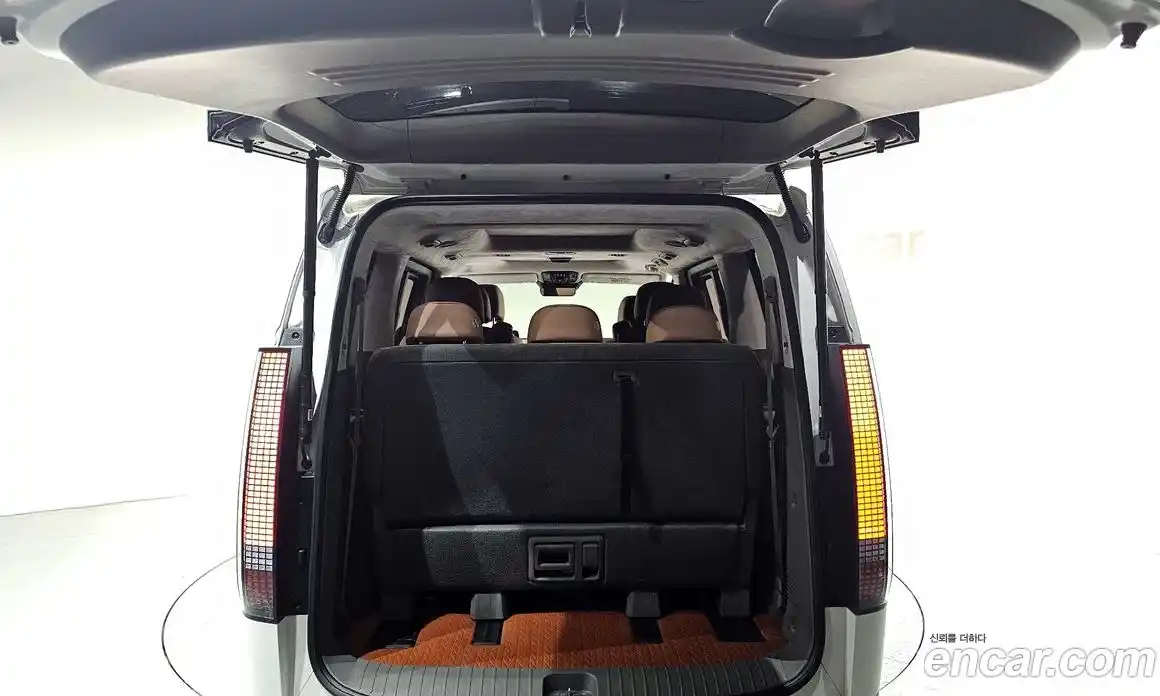 Hyundai Staria 2025 2.2 Автомат в Москве № 119767, фото 10