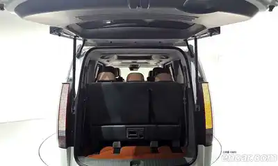 Hyundai Staria 2025 2.2 Автомат в Москве № 119767, миниатюра 10