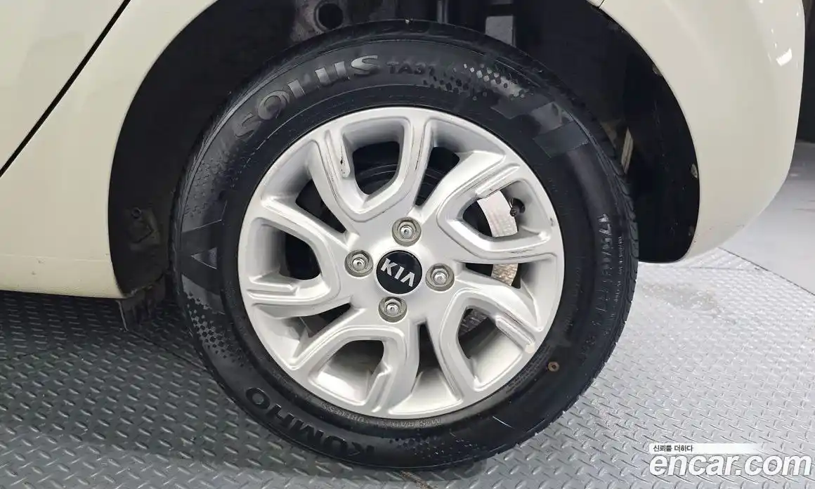 Kia Morning 2020 1.0 Автомат в Москве № 120572, фото 13