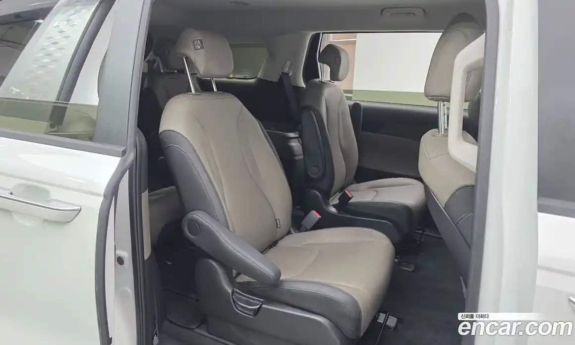 Kia Canival 2024 2.2 Автомат в Москве № 120958, фото 12