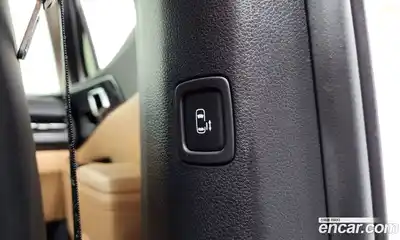 Kia Canival 2022 2.2 Автомат в Москве № 121032, миниатюра 2