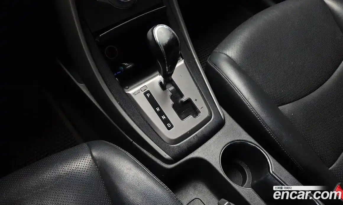 Hyundai Avante 2013 1.6 Автомат в Москве № 122578, фото 17