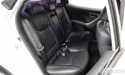 Hyundai Avante 2012 1.6 Автомат в Москве № 123678, миниатюра 11