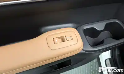 Hyundai Santa Fe 2024 2.5 Автомат в Москве № 124876, миниатюра 11