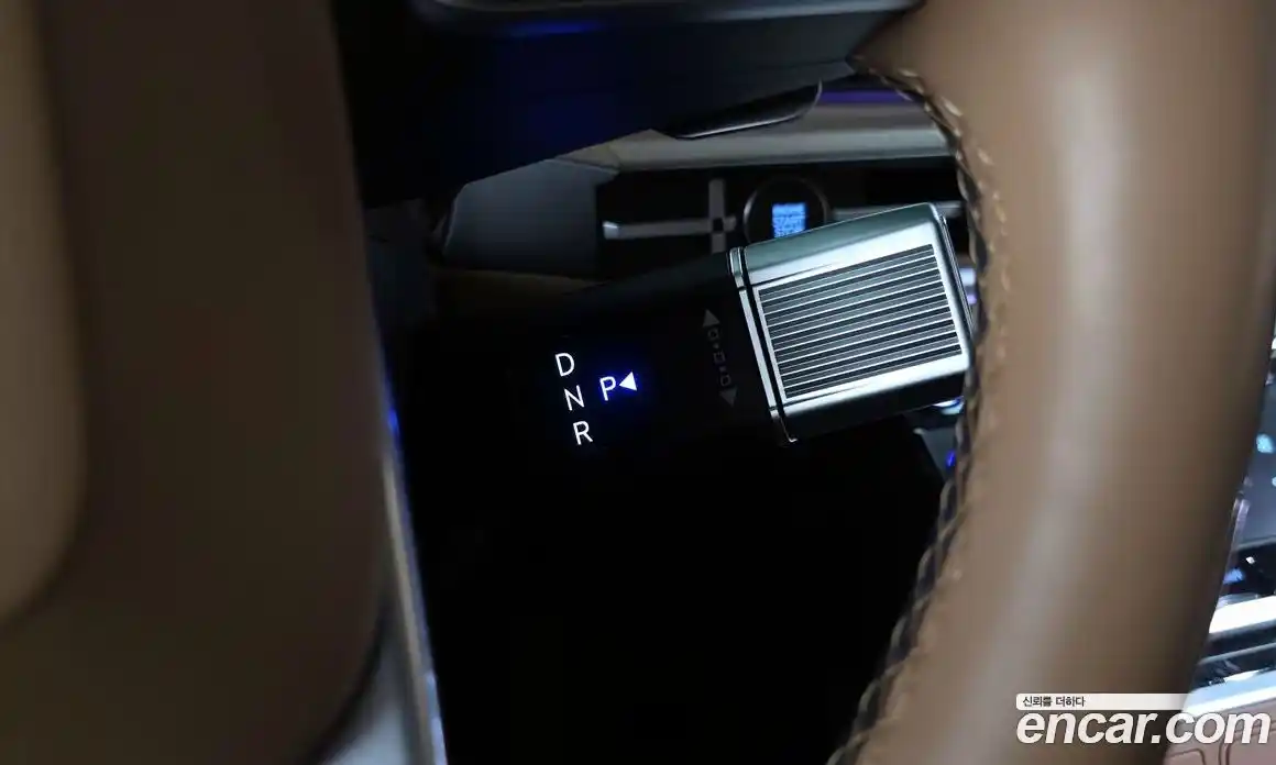 Hyundai Santa Fe 2024 2.5 Автомат в Москве № 124876, фото 16