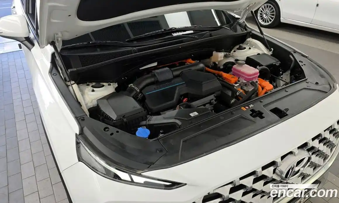 Hyundai Santa Fe 2022 1.6 Автомат в Москве № 126354, фото 19