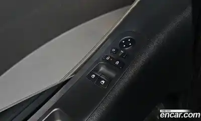 Hyundai Staria, 2025