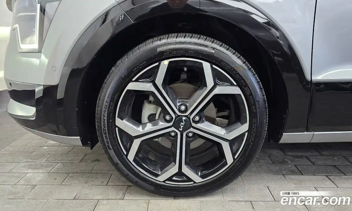 Kia Niro 2023 1.6 Автомат в Москве № 128373, фото 15