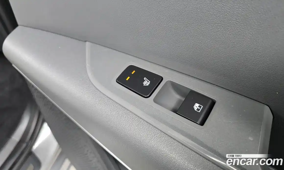 Kia Niro 2023 1.6 Автомат в Москве № 128373, фото 16