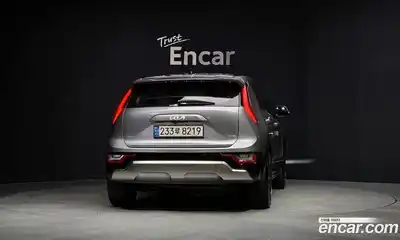 Kia Niro 2023 1.6 Автомат в Москве № 128373, миниатюра 2