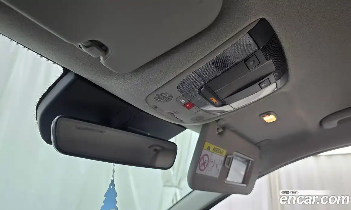 Kia Niro 2023 1.6 Автомат в Москве № 128373, фото 3