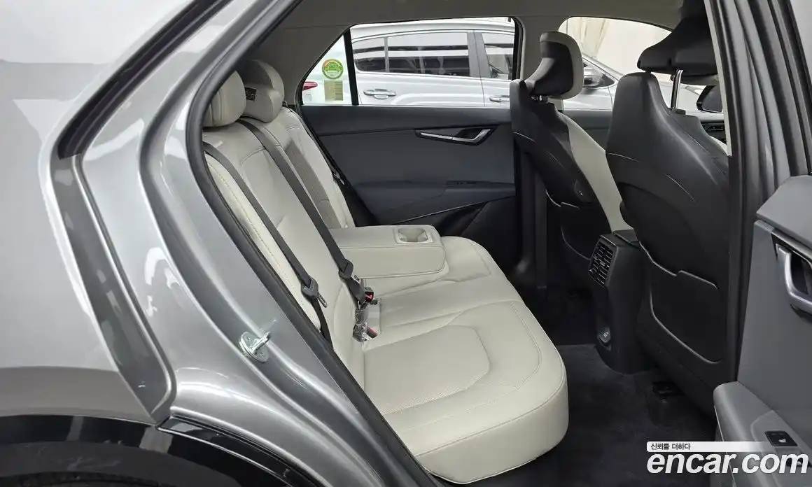 Kia Niro 2023 1.6 Автомат в Москве № 128373, фото 10