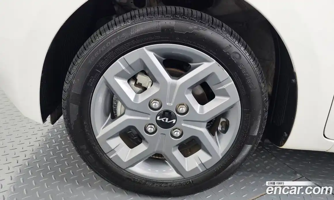 Kia Ray 2023 1.0 Автомат в Москве № 130335, фото 11