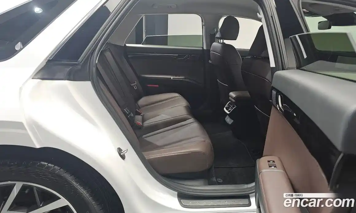 Hyundai Grandeur 2023 2.5 Автомат в Москве № 130762, фото 20