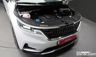 Kia Canival 2023 2.2 Автомат в Москве № 132857, миниатюра 2