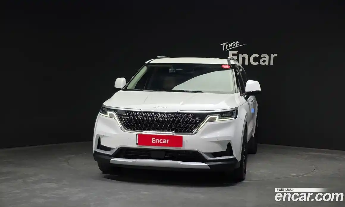 Kia Canival 2023 2.2 Автомат в Москве № 132857, фото 3