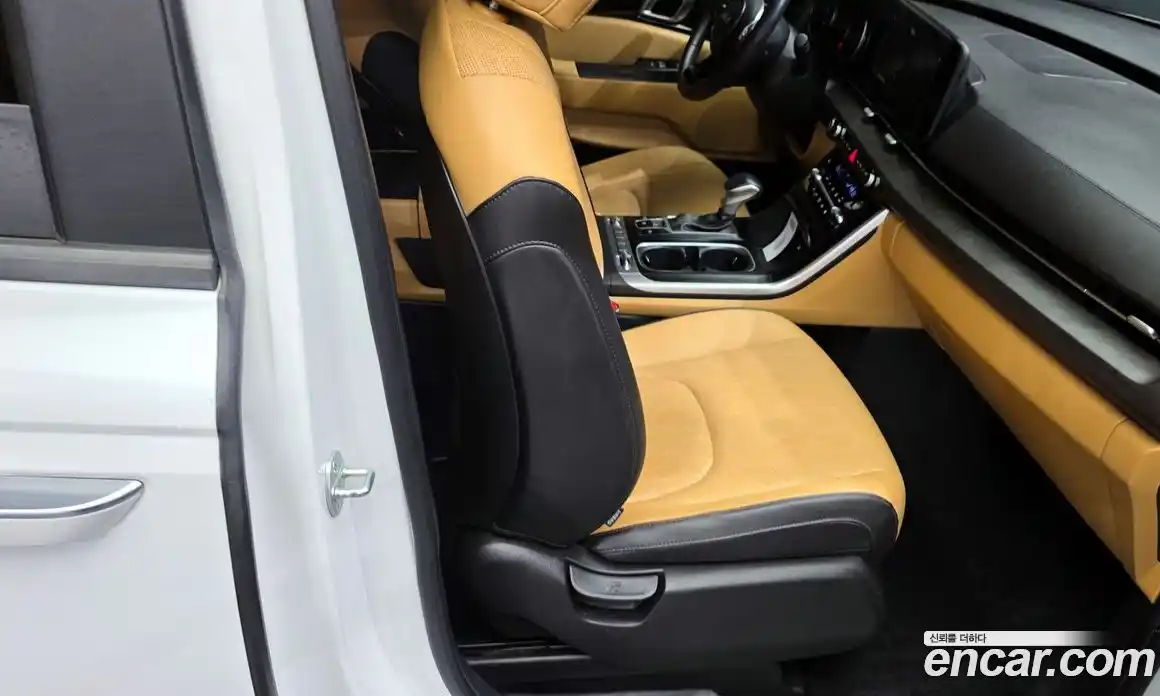 Kia Canival 2023 2.2 Автомат в Москве № 132857, фото 5