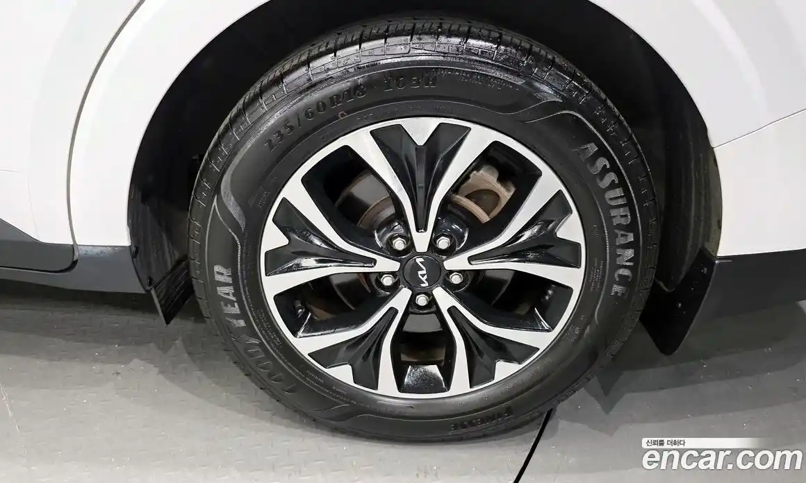 Kia Canival 2023 2.2 Автомат в Москве № 132857, фото 8