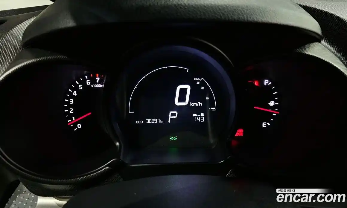 Kia Ray 2019 1.0 Автомат в Москве № 133269, фото 12