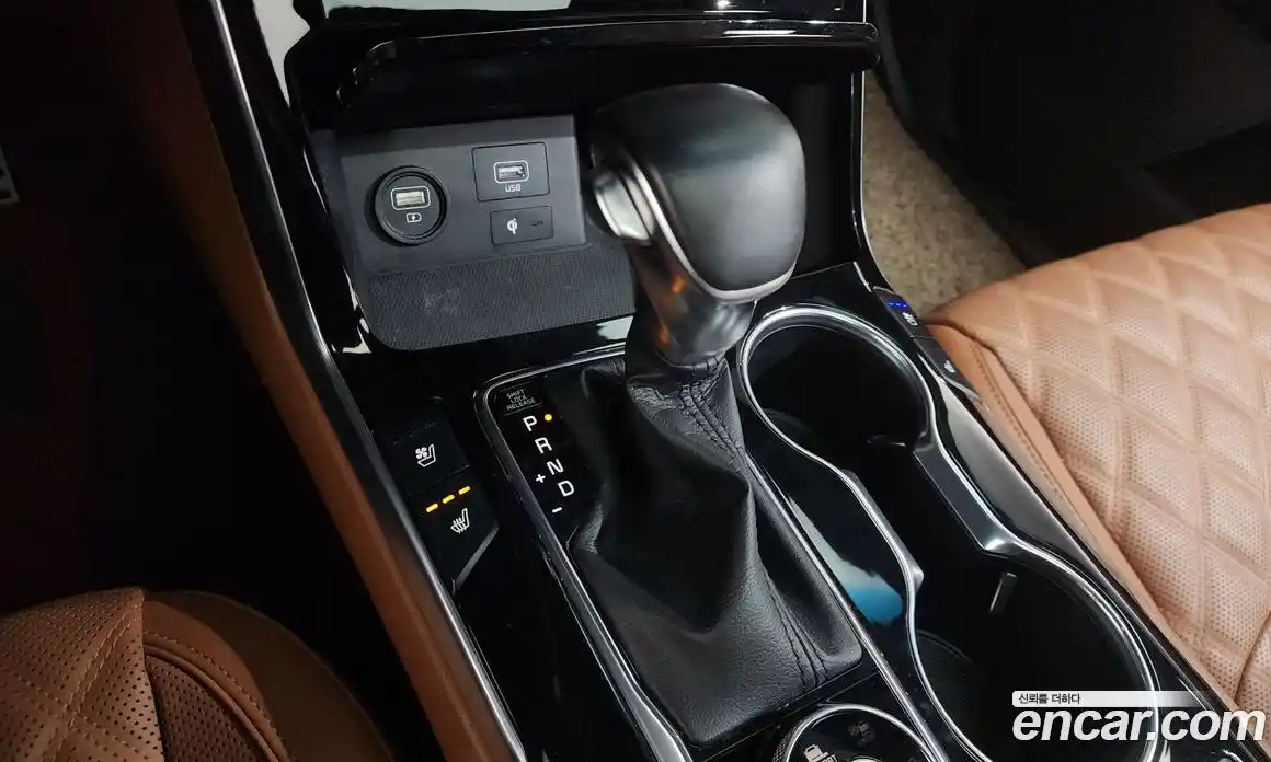 Kia Mohave 2022 3.0 Автомат в Москве № 133758, фото 12