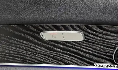 Mercedes-Benz E-Class 2017 2.0 Автомат в Москве № 138938, миниатюра 10