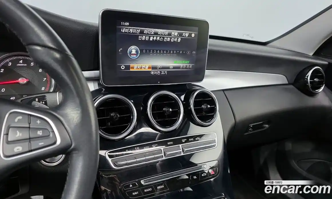 Mercedes-Benz C-Class 2018 2.0 Автомат в Москве № 138958, фото 1