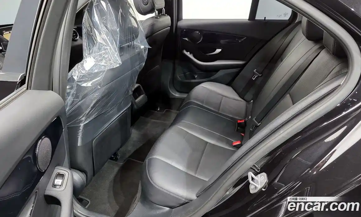 Mercedes-Benz C-Class 2018 2.0 Автомат в Москве № 138958, фото 15