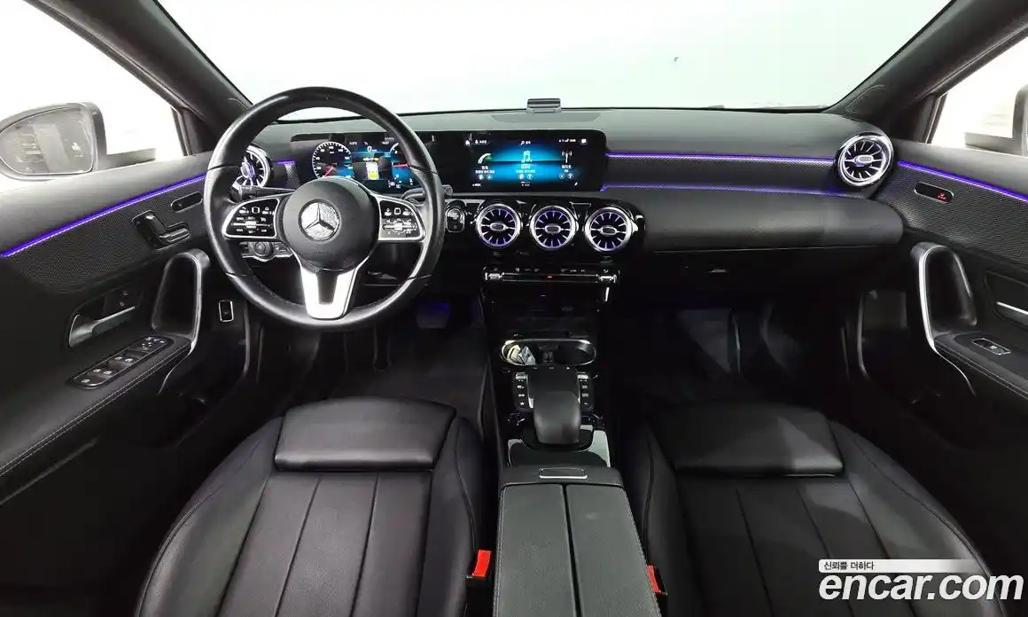 Mercedes-Benz A-Class 2021 1.9 Автомат в Москве № 139730, фото 10