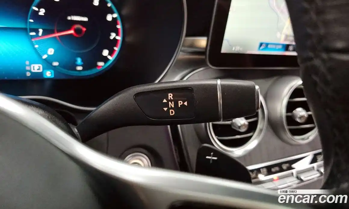 Mercedes-Benz GLC-Class 2022 2.0 Автомат в Москве № 142663, фото 14