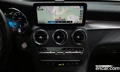 Mercedes-Benz GLC-Class 2022 2.0 Автомат в Москве № 142663, миниатюра 10