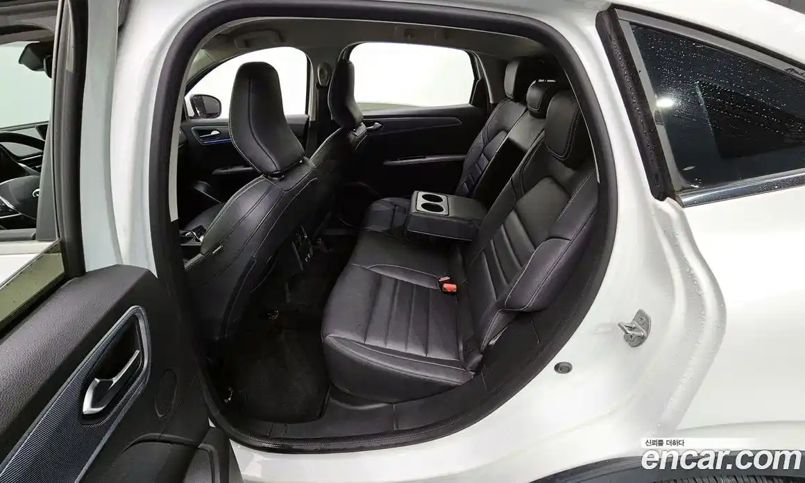 Renault XM3 2023 1.6 Автомат в Москве № 146941, фото 7