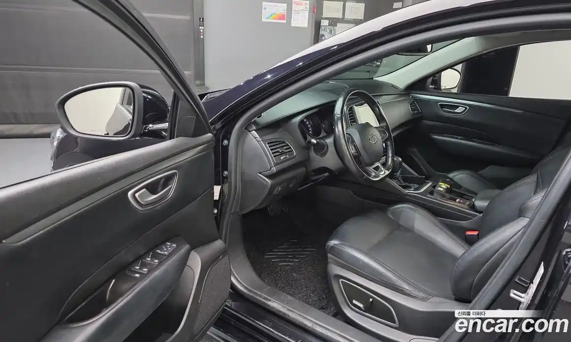 Renault SM6 2020 2.0 Автомат в Москве № 147998, фото 17