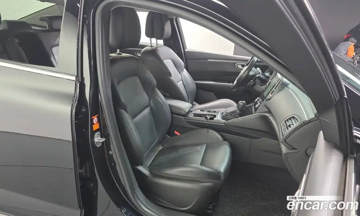 Renault SM6 2020 2.0 Автомат в Москве № 147998, фото 18