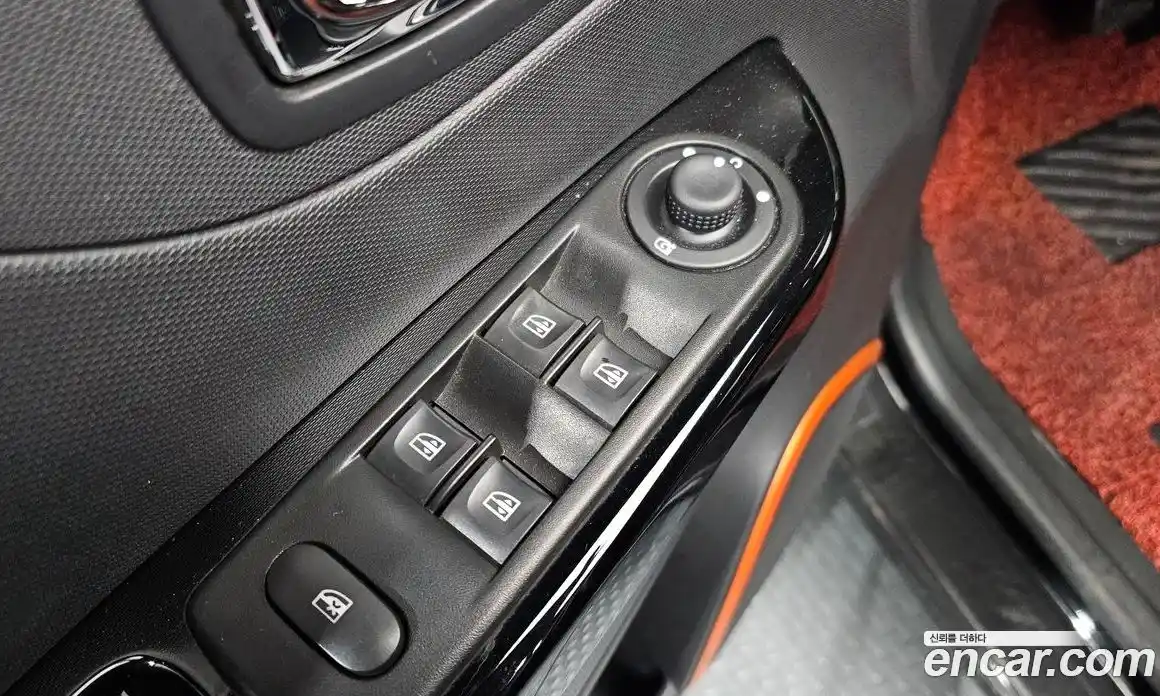 Renault QM3 2014 1.5 Автомат в Москве № 148486, фото 14