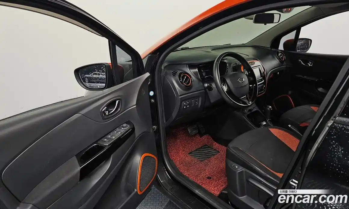 Renault QM3 2014 1.5 Автомат в Москве № 148486, фото 18