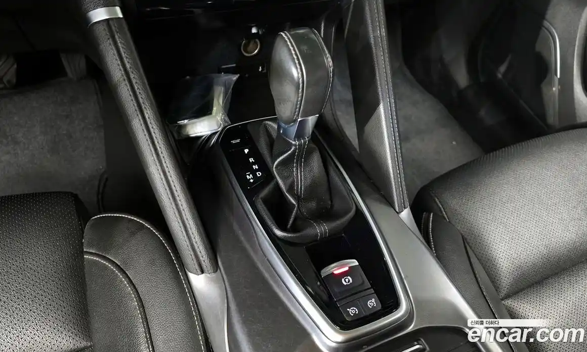 Renault QM6 2022 2.0 Автомат в Москве № 149207, фото 10