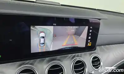 Mercedes-Benz E-Class 2021 2.0 Автомат в Москве № 150757, миниатюра 10