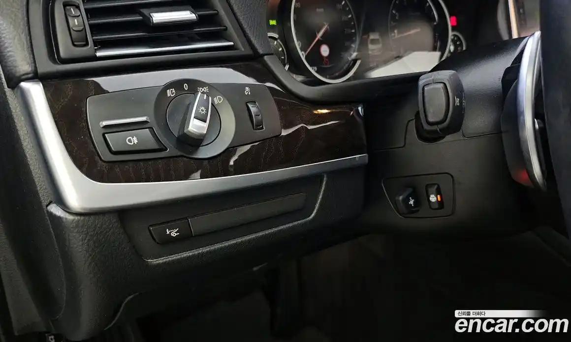 BMW 5-Series 2015 2.0 Автомат в Москве № 157309, фото 15