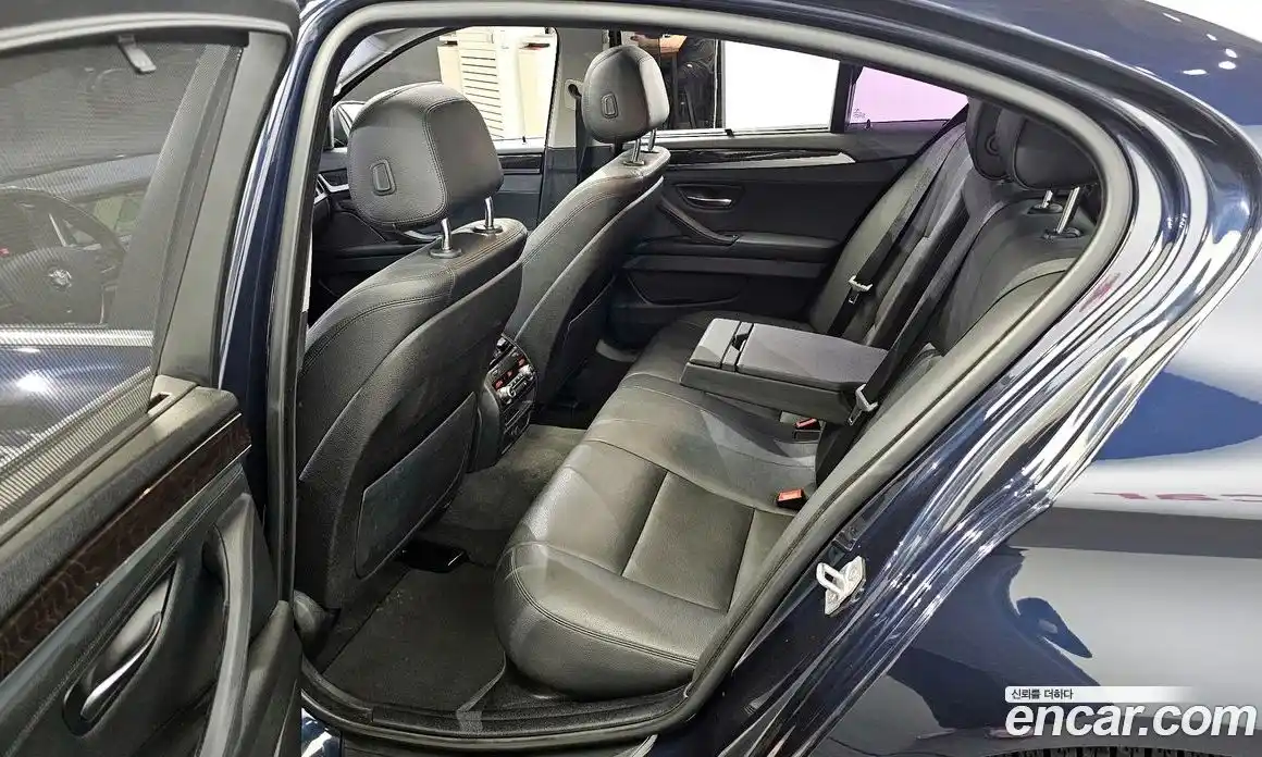 BMW 5-Series 2015 2.0 Автомат в Москве № 157309, фото 16