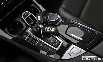 BMW 5-Series 2015 2.0 Автомат в Москве № 157309, миниатюра 2