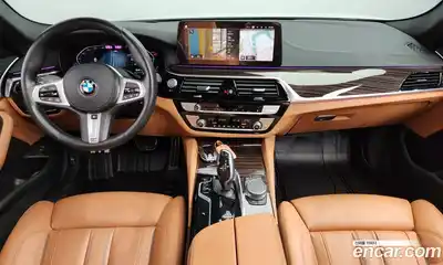 BMW 5-Series 2022 2.0 Автомат в Москве № 157947, миниатюра 2