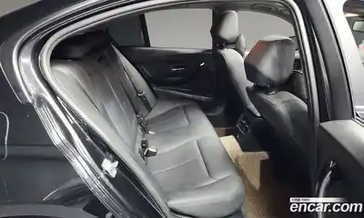 BMW 3-Series 2017 2.0 Автомат в Москве № 159022, миниатюра 7