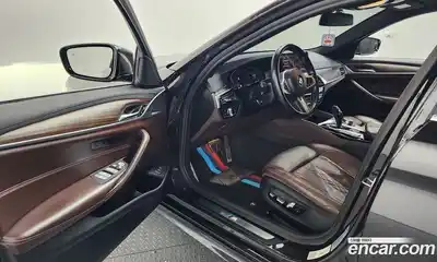 BMW 5-Series 2020 2.0 Автомат в Москве № 159113, миниатюра 2