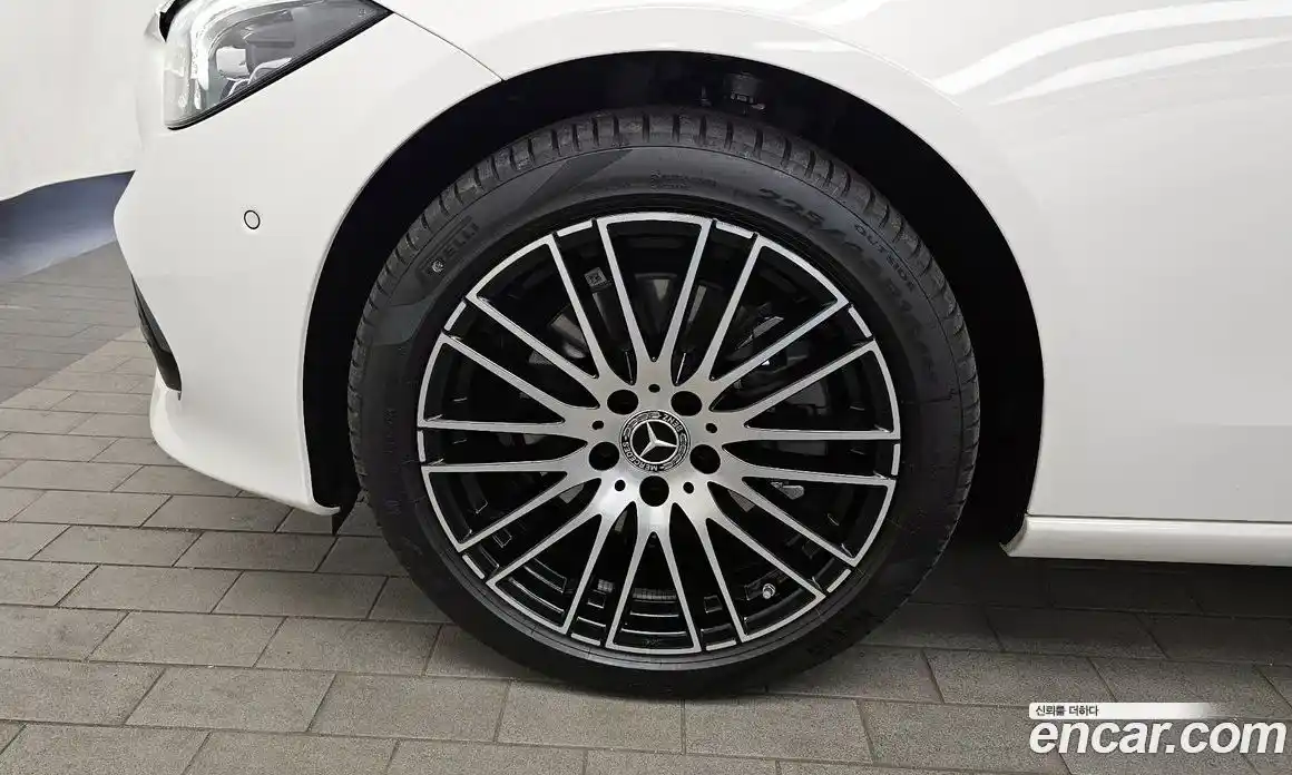 Mercedes-Benz C-Class 2025 2.0 Автомат в Москве № 160077, фото 16