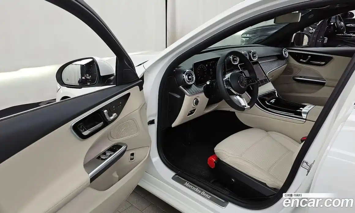 Mercedes-Benz C-Class 2025 2.0 Автомат в Москве № 160077, фото 5