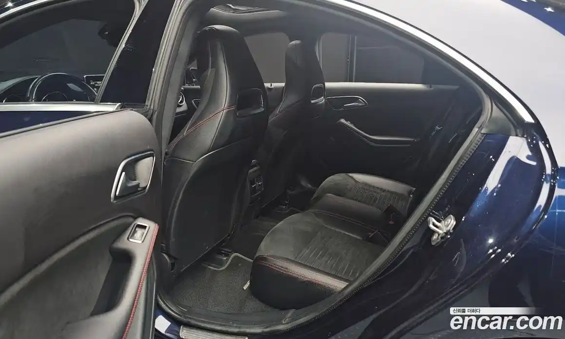 Mercedes-Benz CLA-Class 2018 2.0 Автомат в Москве № 161564, фото 8